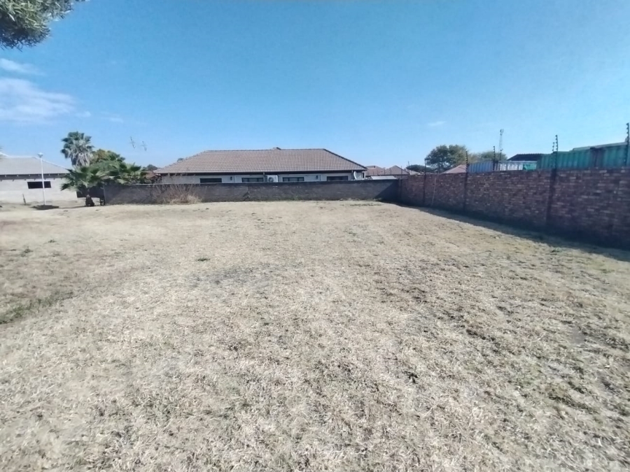 0 Bedroom Property for Sale in Elandsrand North West